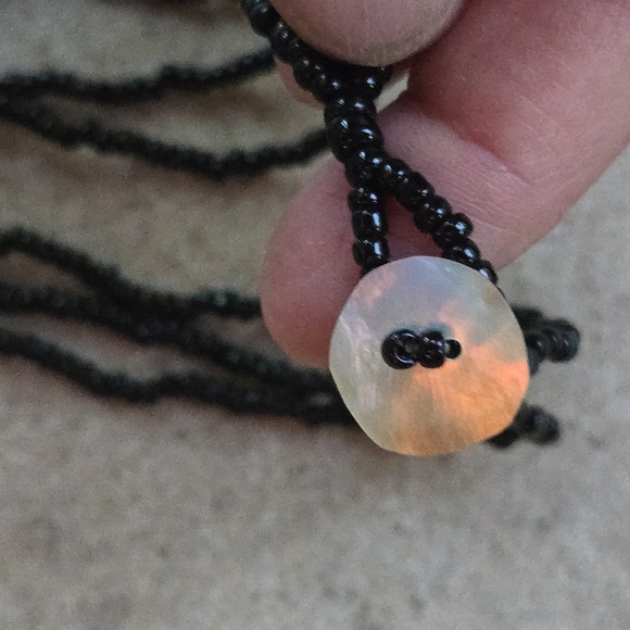 Abalone & Black Seed Bead Choker Necklace Square Pendant Statement - Picture 5 of 8